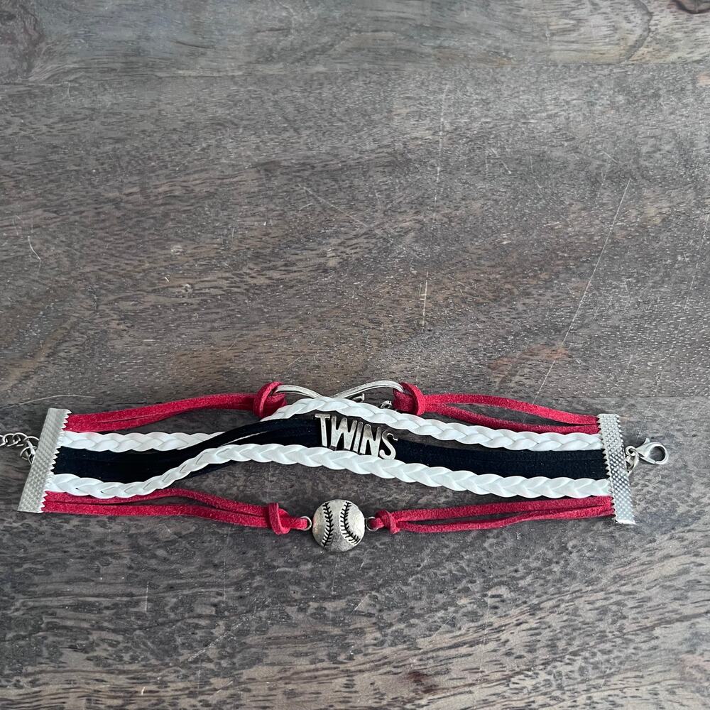 Minnesota Twins Baseball Multistrand Cord Adjustable Bracelet